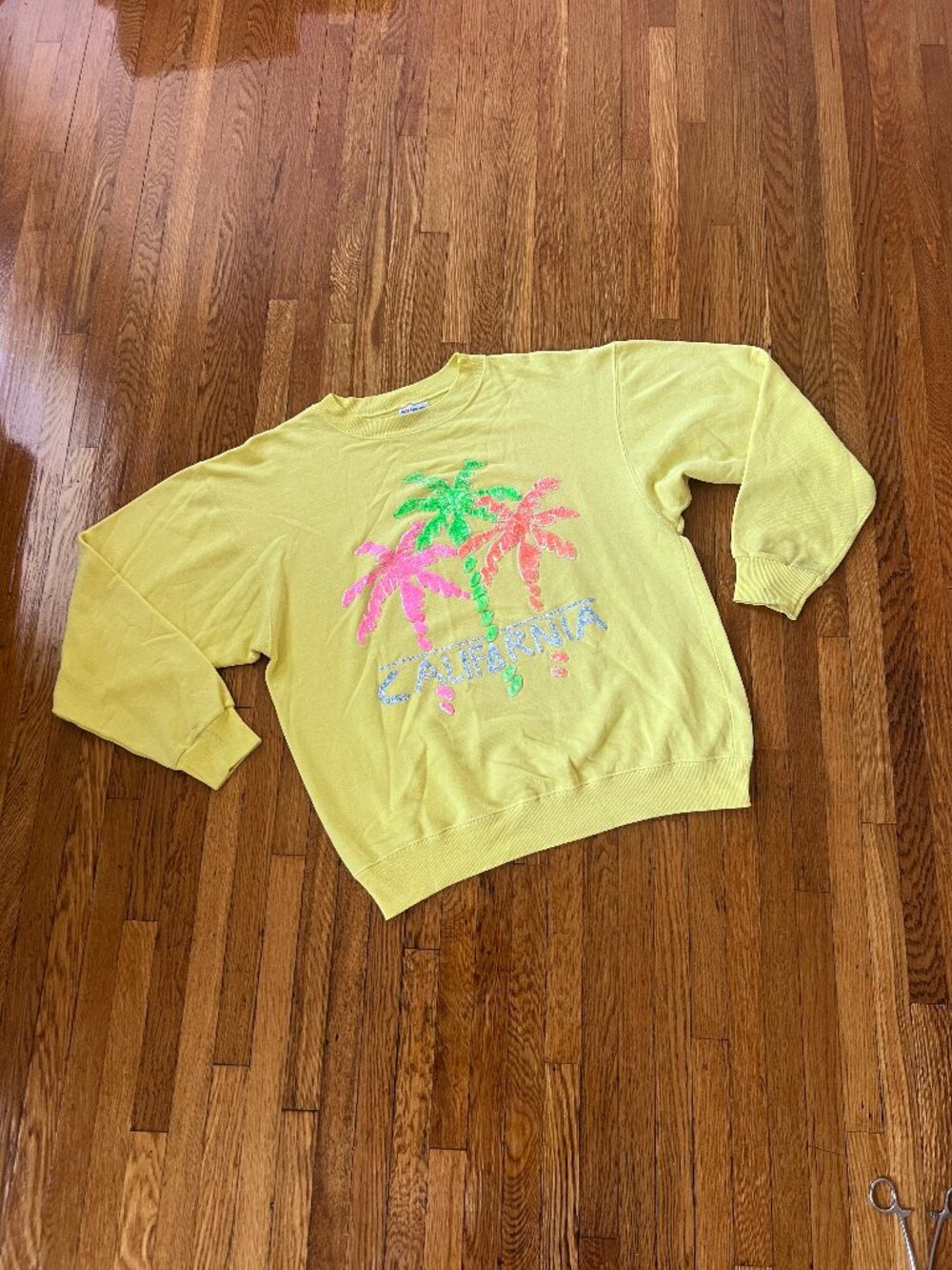 Vintage 80s California Palm Tree Puff-Print Yellow Crewneck Sweatshirt - Medium